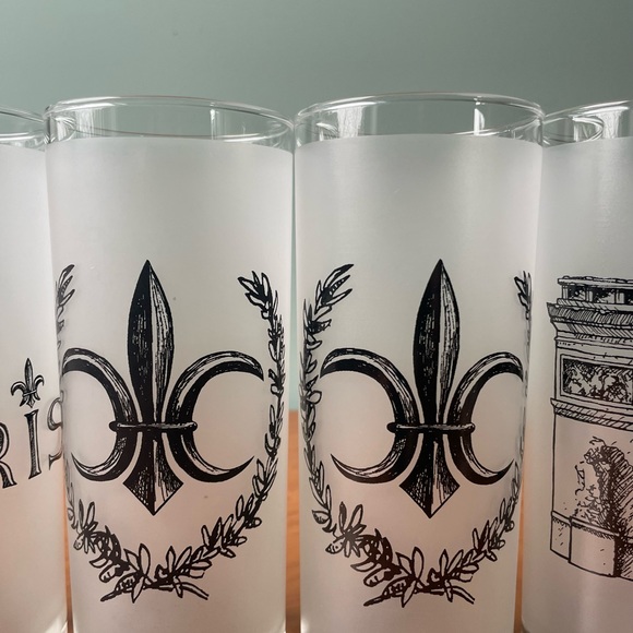 Paris France frosted glasses, French souvenir, fleur de lis, arc de triomphe, - Picture 5 of 10